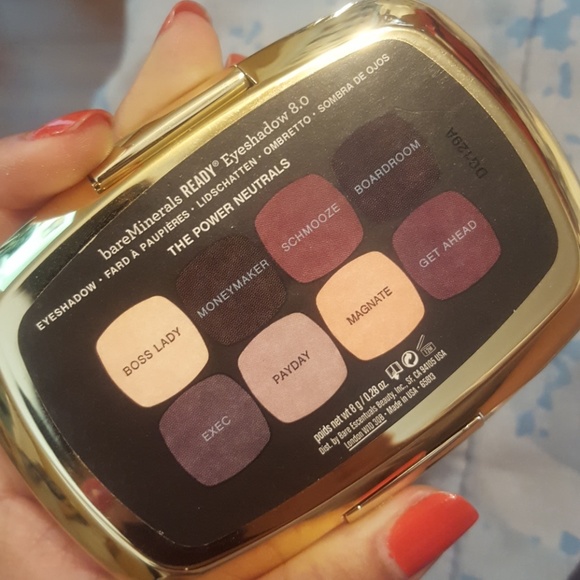 Eyeshadow pallette - Picture 3 of 4